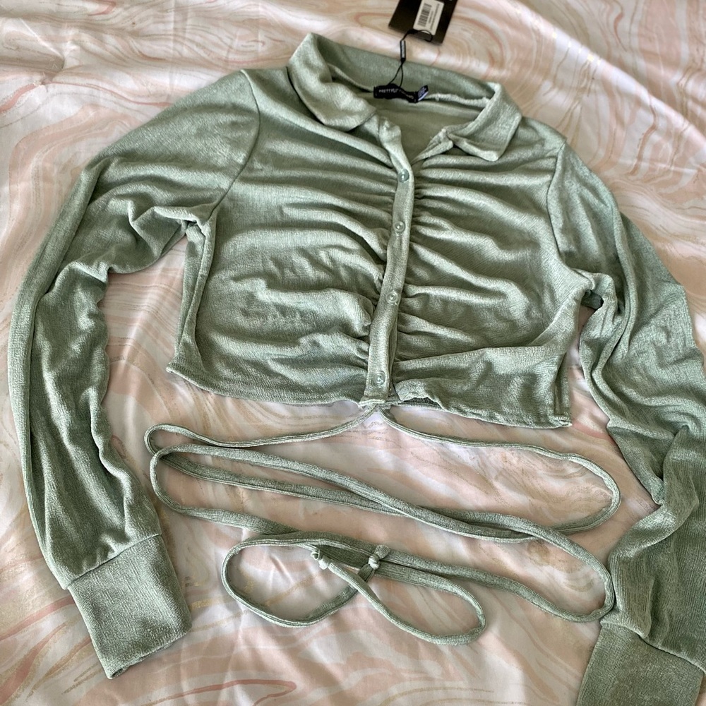 PRETTYLITTLETHING Sage tie waist crop top